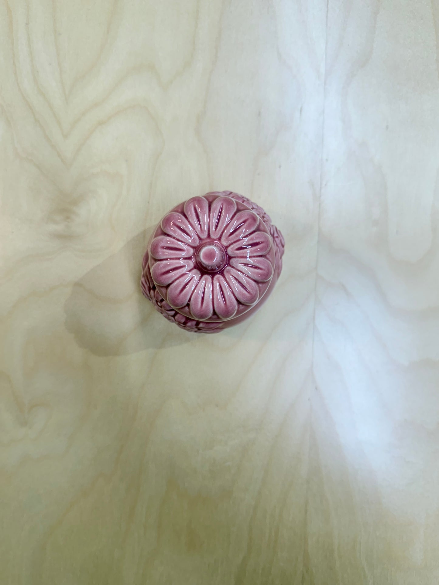 Keraaminen purnukka, vanha rosa