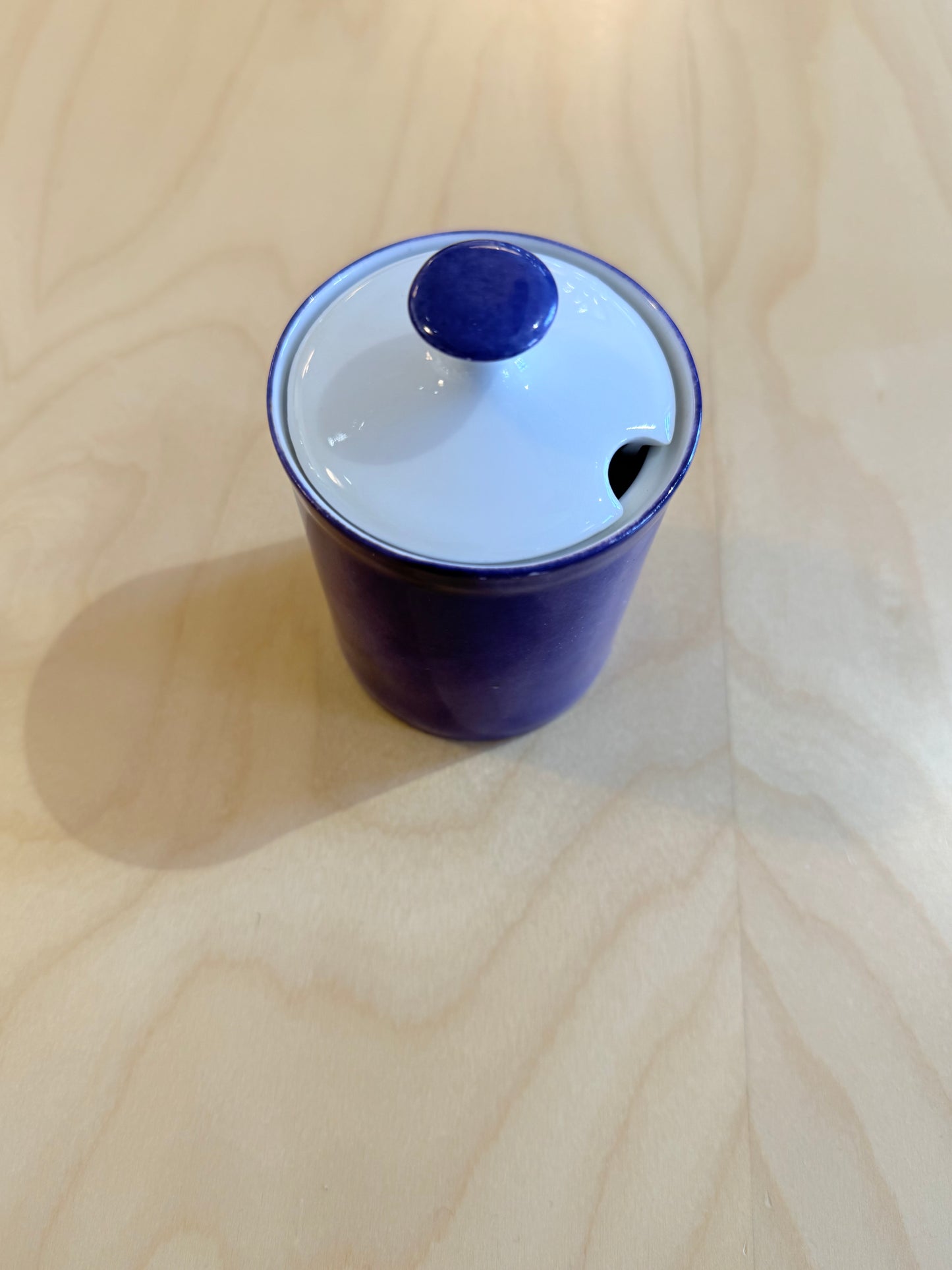 Arzberg Porcelain, kannellinen sokerikko