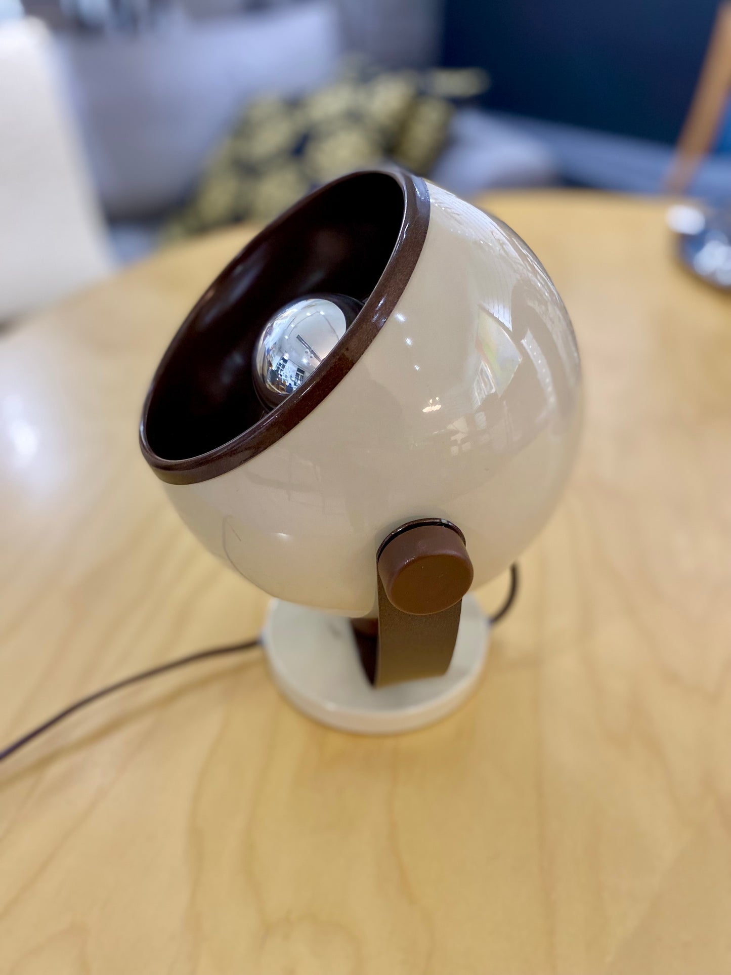 Valinte, Lampukas , Retro kohdevalo