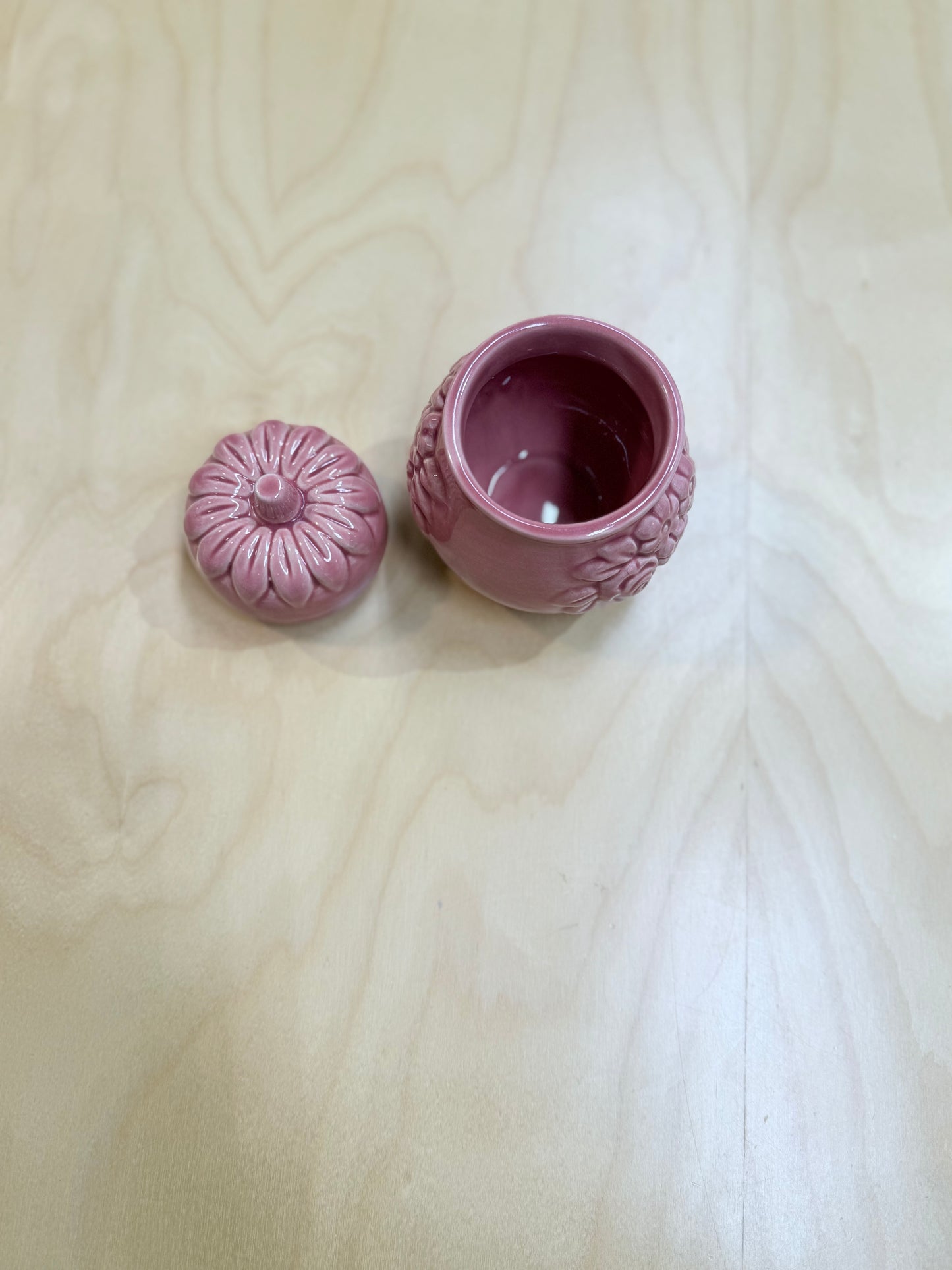 Keraaminen purnukka, vanha rosa