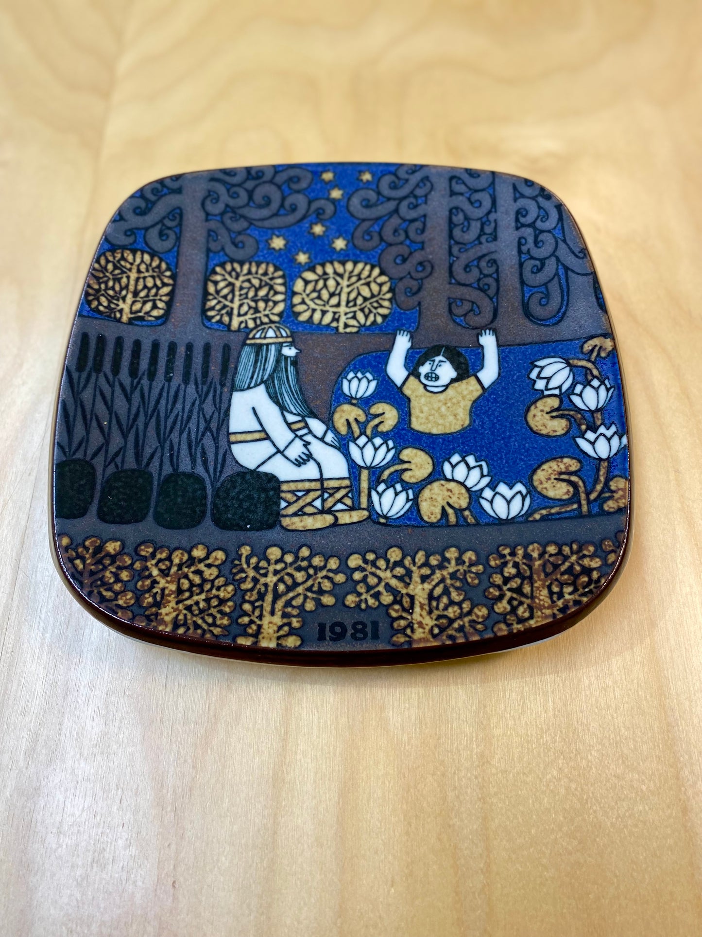 Arabia, Kalevala seinälautanen 1981