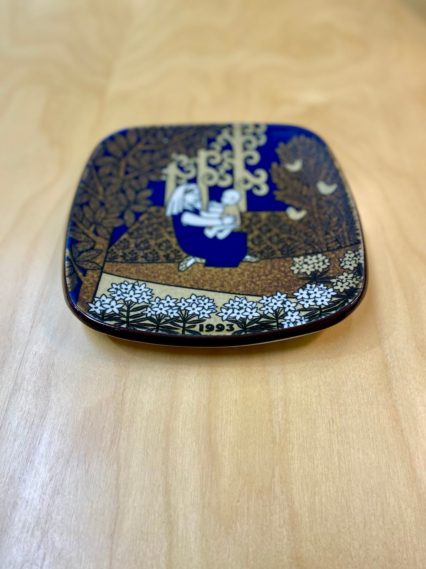 Arabia, Kalevala seinälautanen 1993
