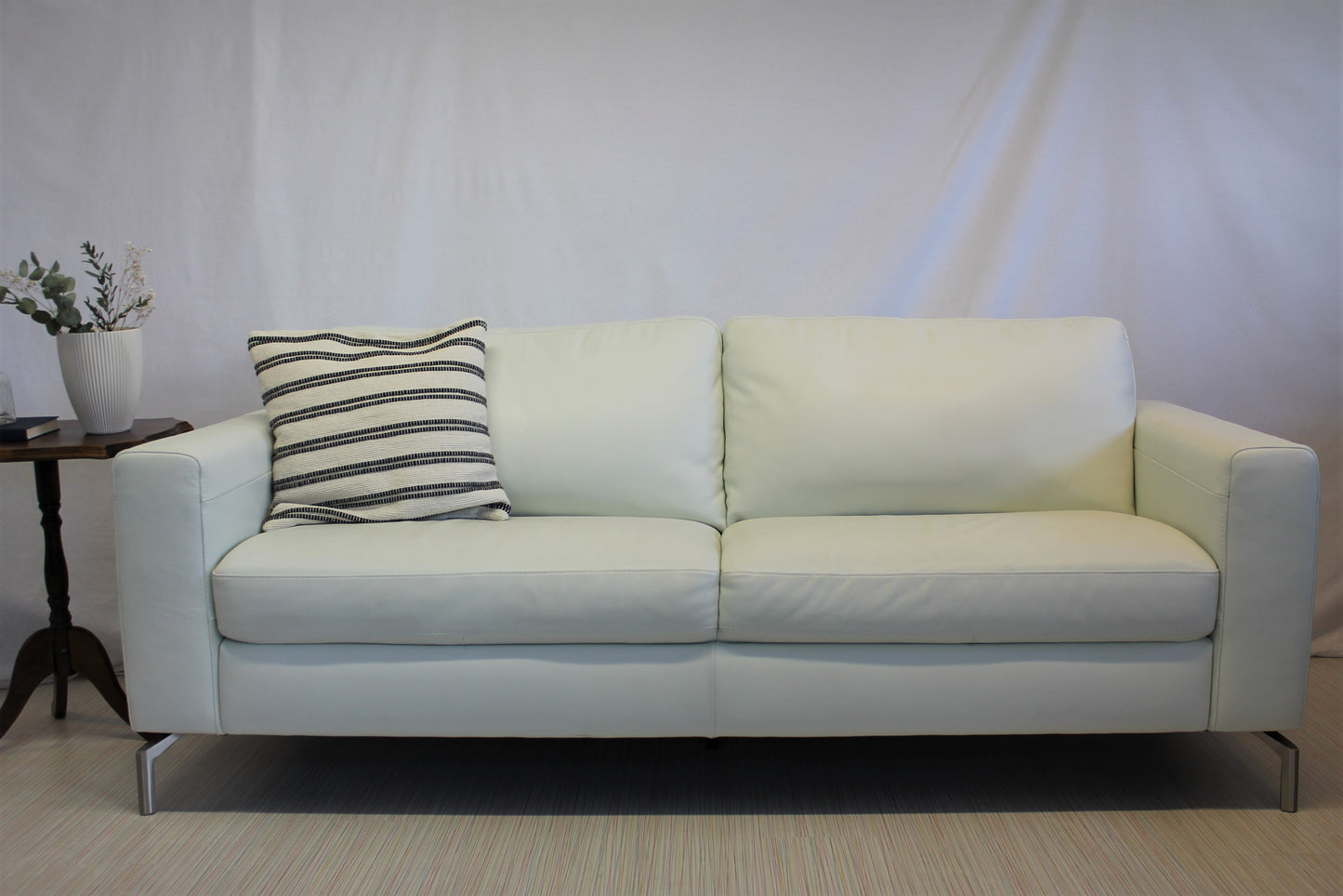 Natuzzi Editions Sollievo nahkasohva, valkoinen