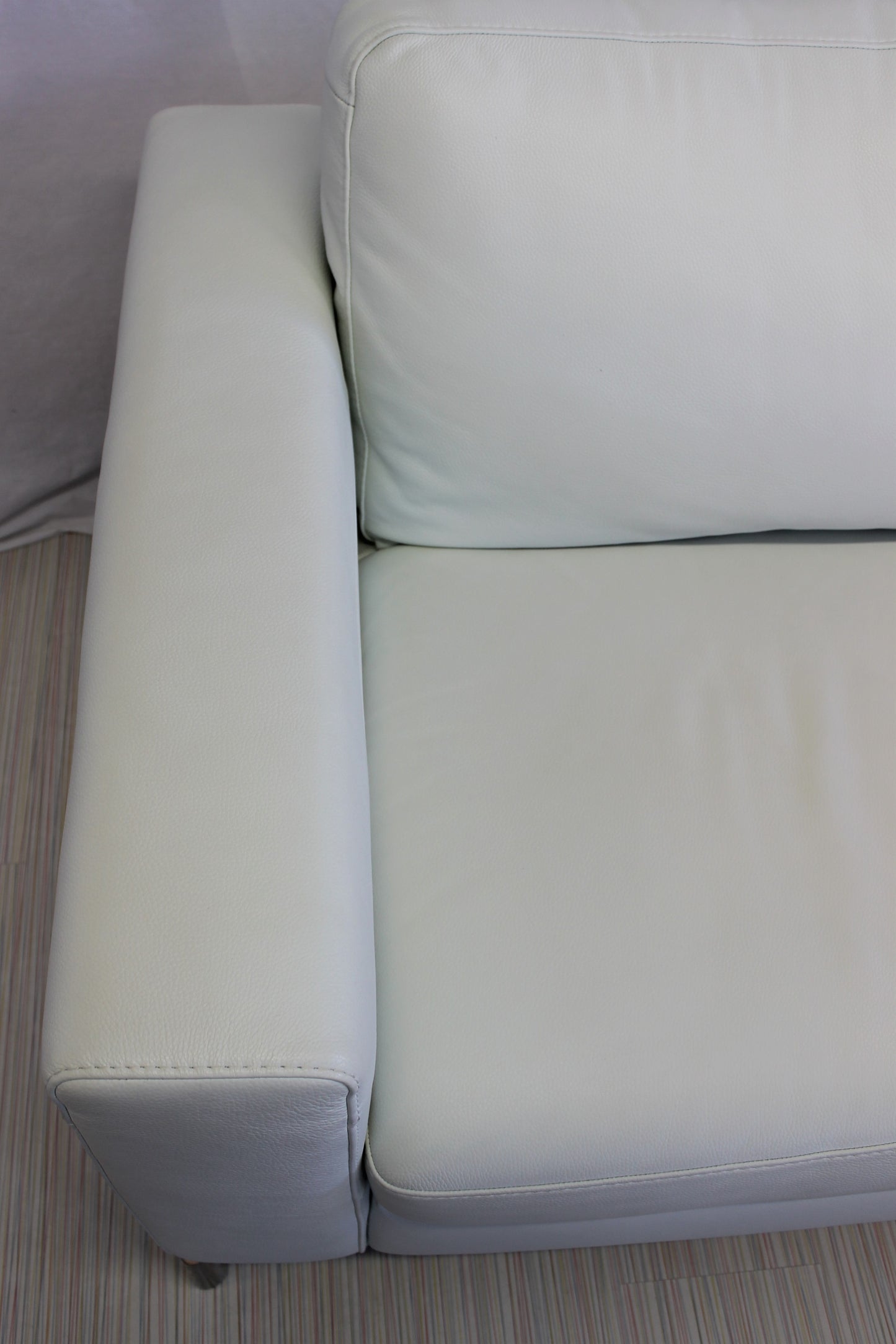 Natuzzi Editions Sollievo nahkasohva, valkoinen