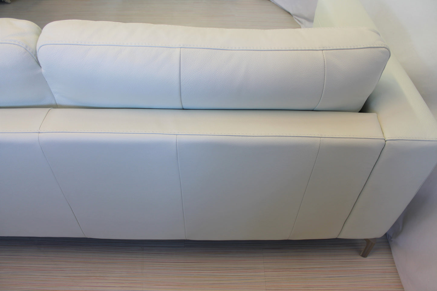Natuzzi Editions Sollievo nahkasohva, valkoinen