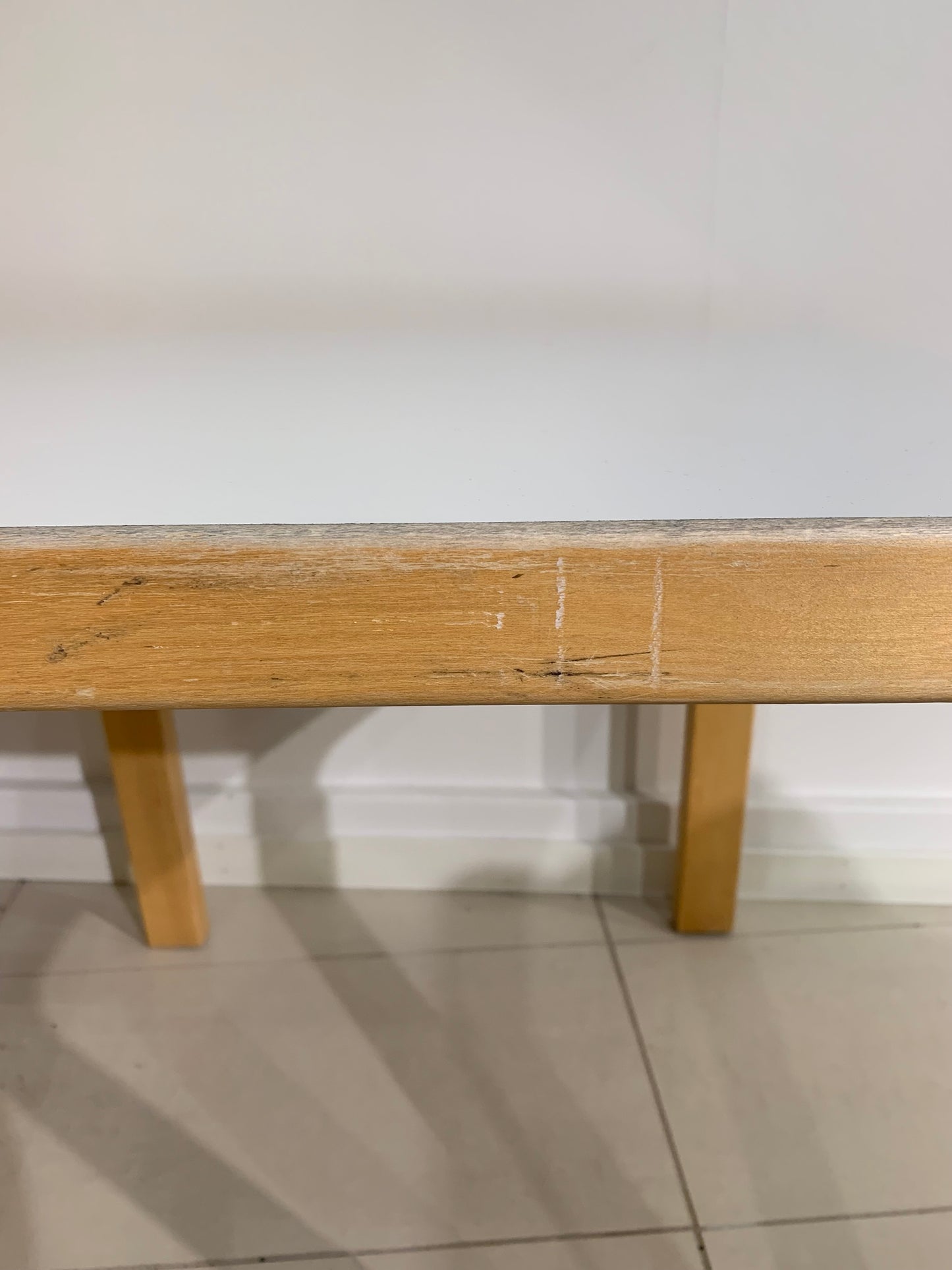 Artek sohvapöytä koivu, valkoinen linoleum
