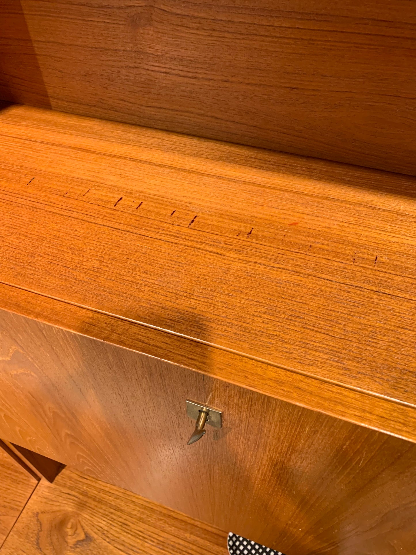 3-osainen teak kirjahylly/vitriini kokonaisuus